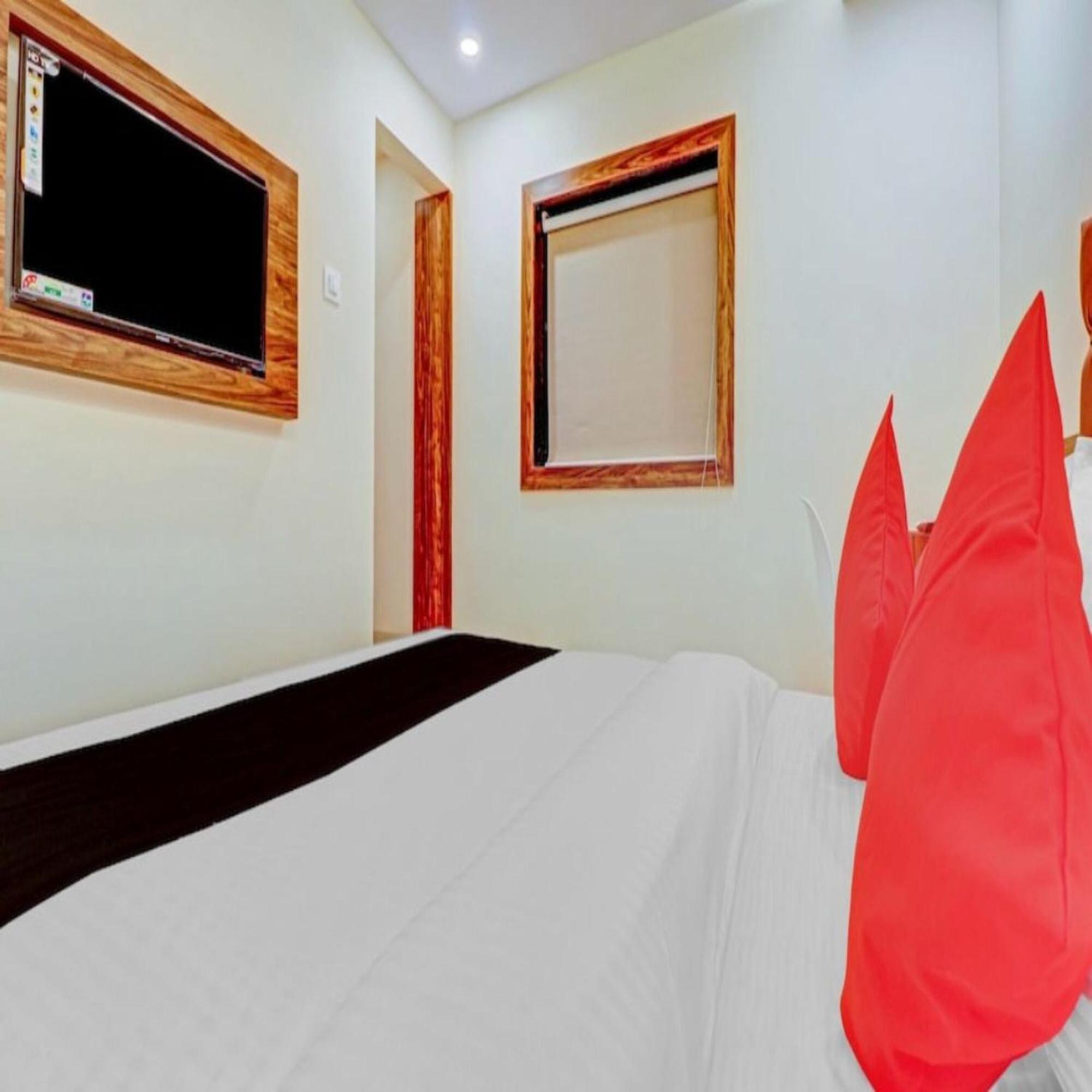 Hotel Elegant - Mohammed Ali Road Mumbai Bagian luar foto