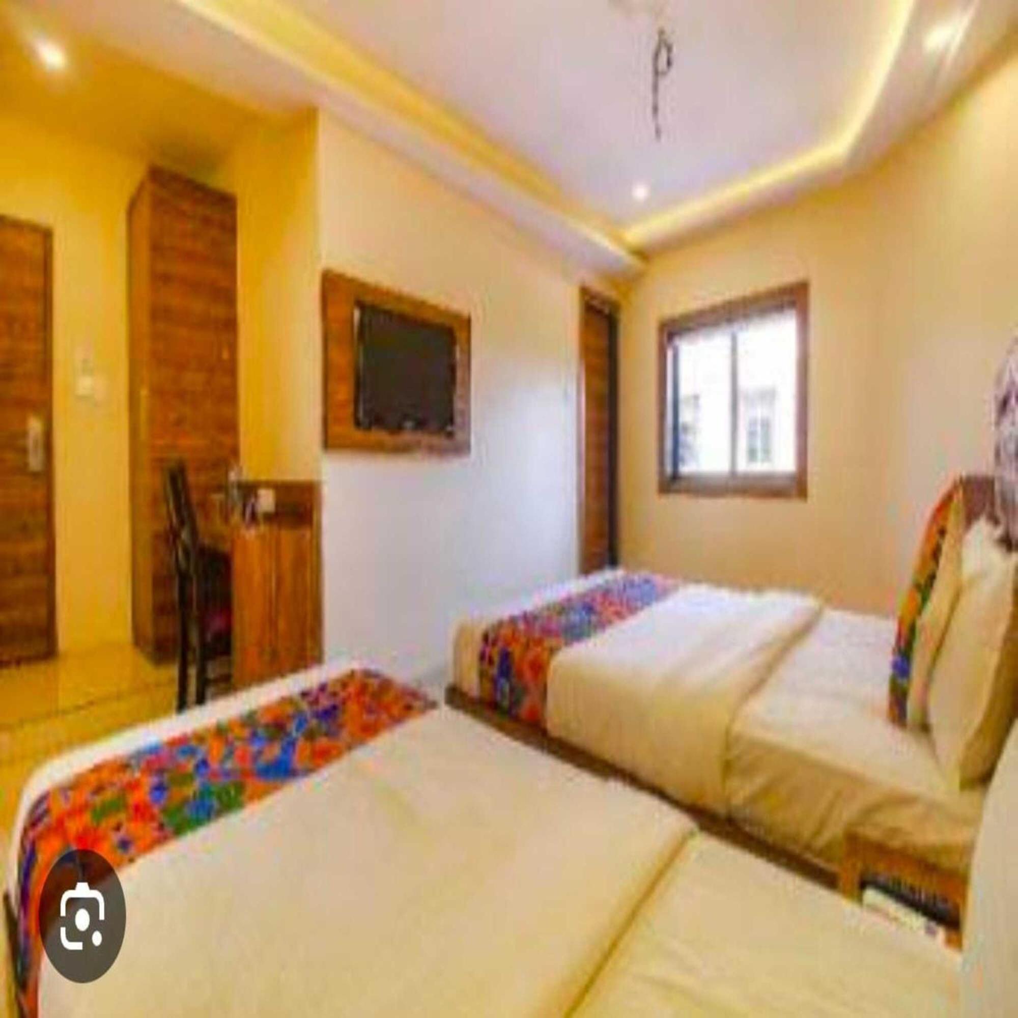 Hotel Elegant - Mohammed Ali Road Mumbai Bagian luar foto