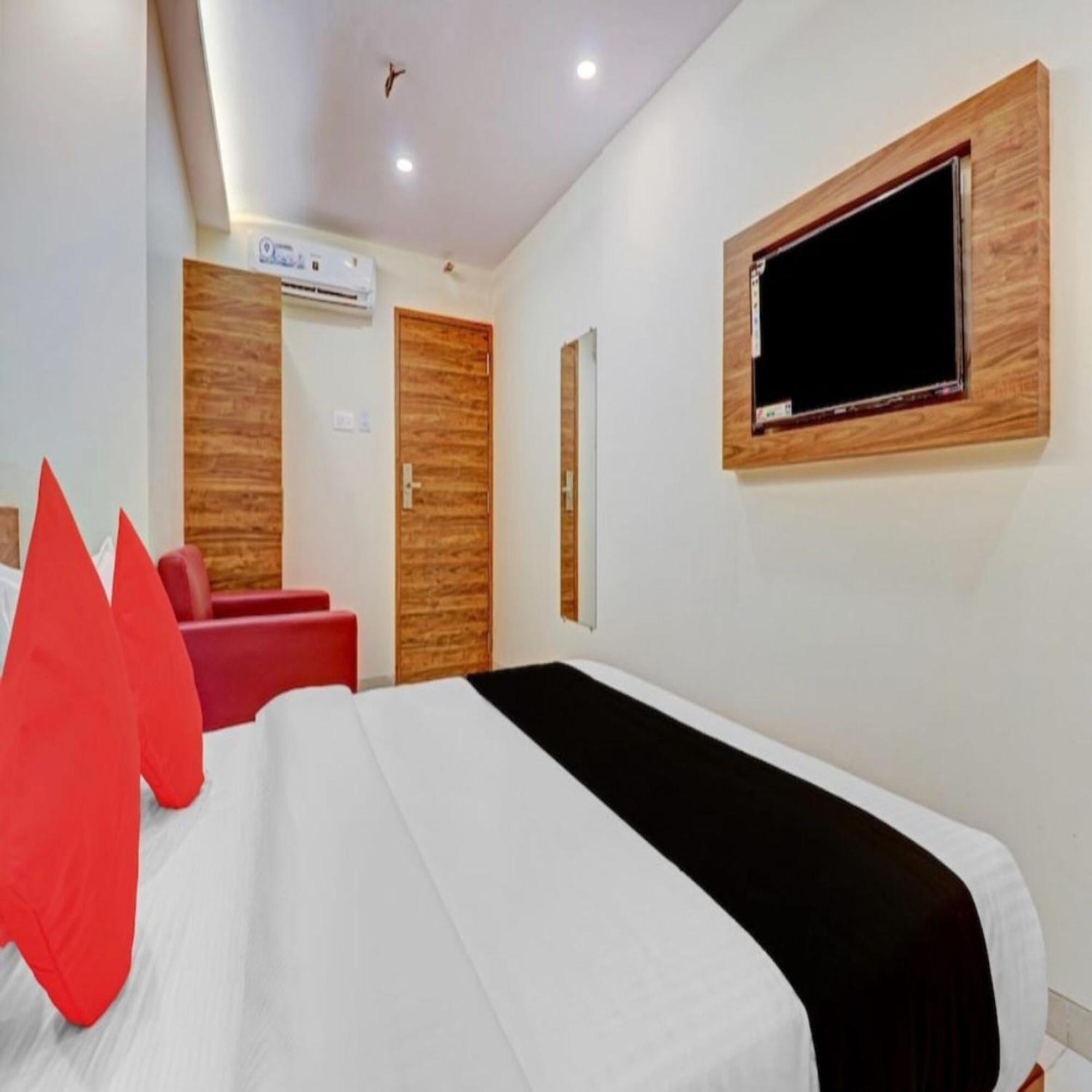 Hotel Elegant - Mohammed Ali Road Mumbai Bagian luar foto