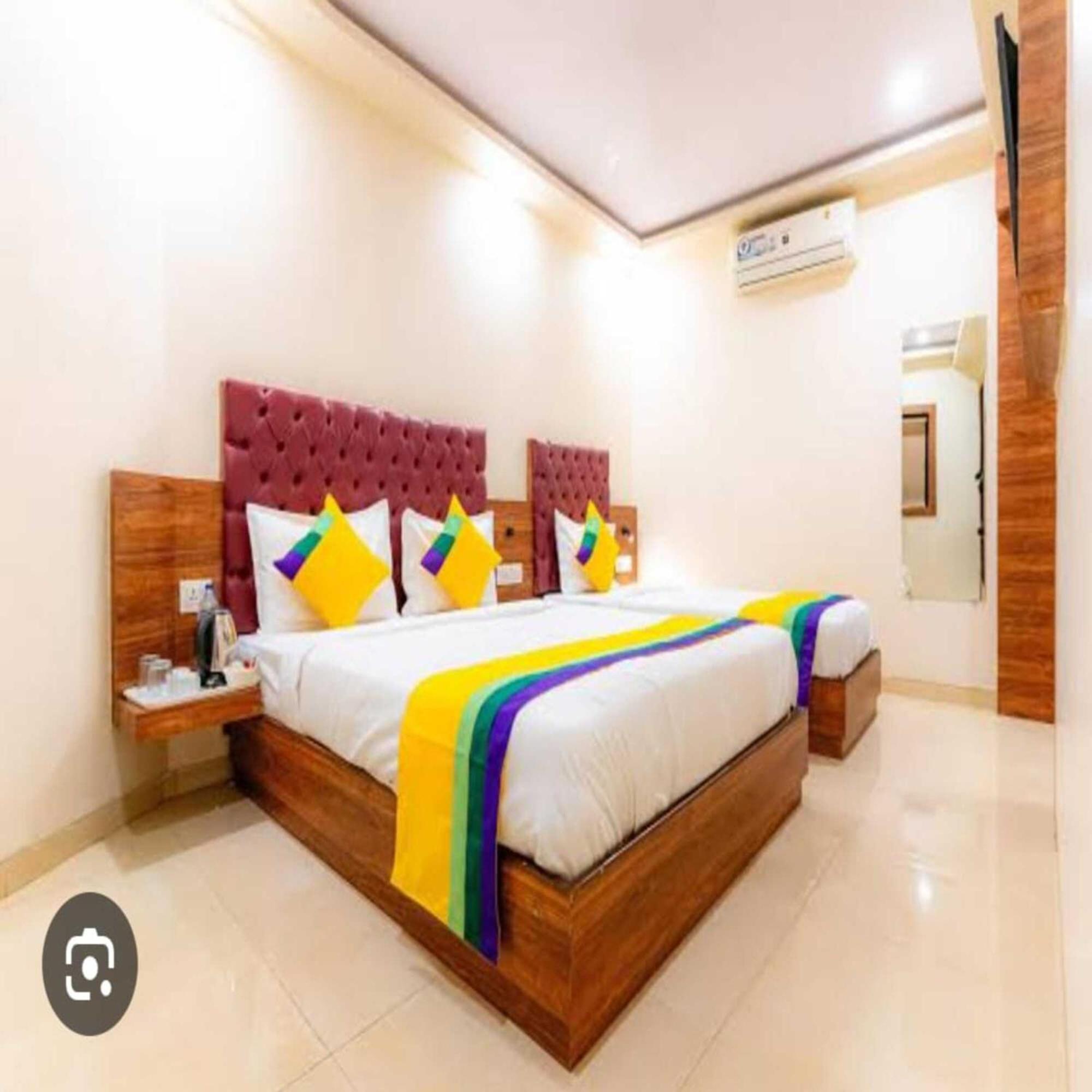 Hotel Elegant - Mohammed Ali Road Mumbai Bagian luar foto