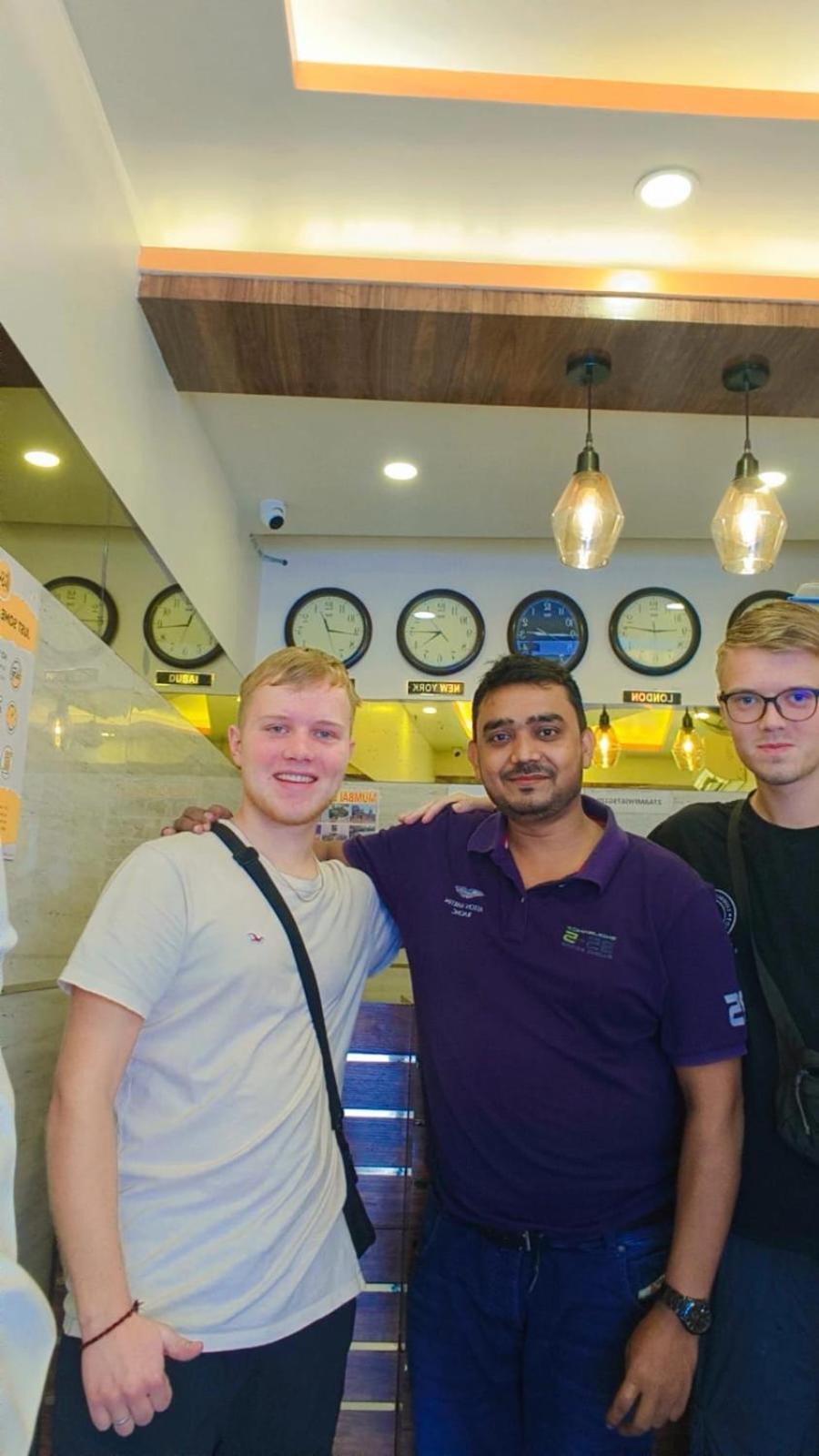 Hotel Elegant - Mohammed Ali Road Mumbai Bagian luar foto